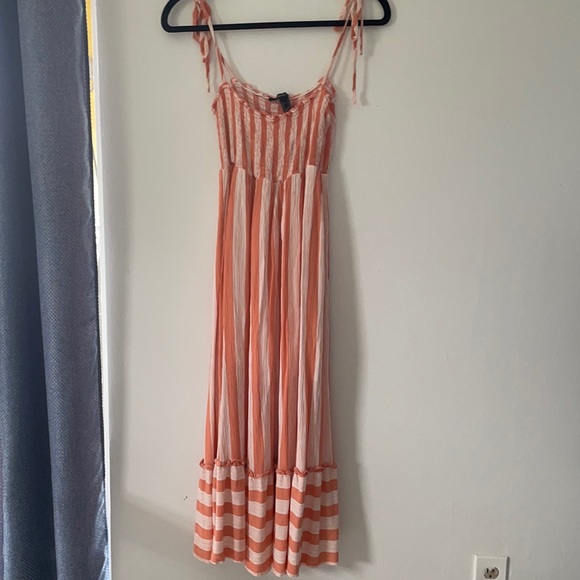 Forever 21 Dresses & Skirts - Striped Cami Maxi Dress